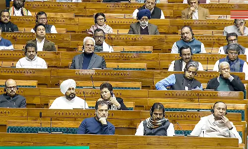 “Missed the Ball”: Tharoor Uses Cricket Analogy to Attack Budget “Missed the Ball”: Tharoor Uses Cricket Analogy to Attack Budget