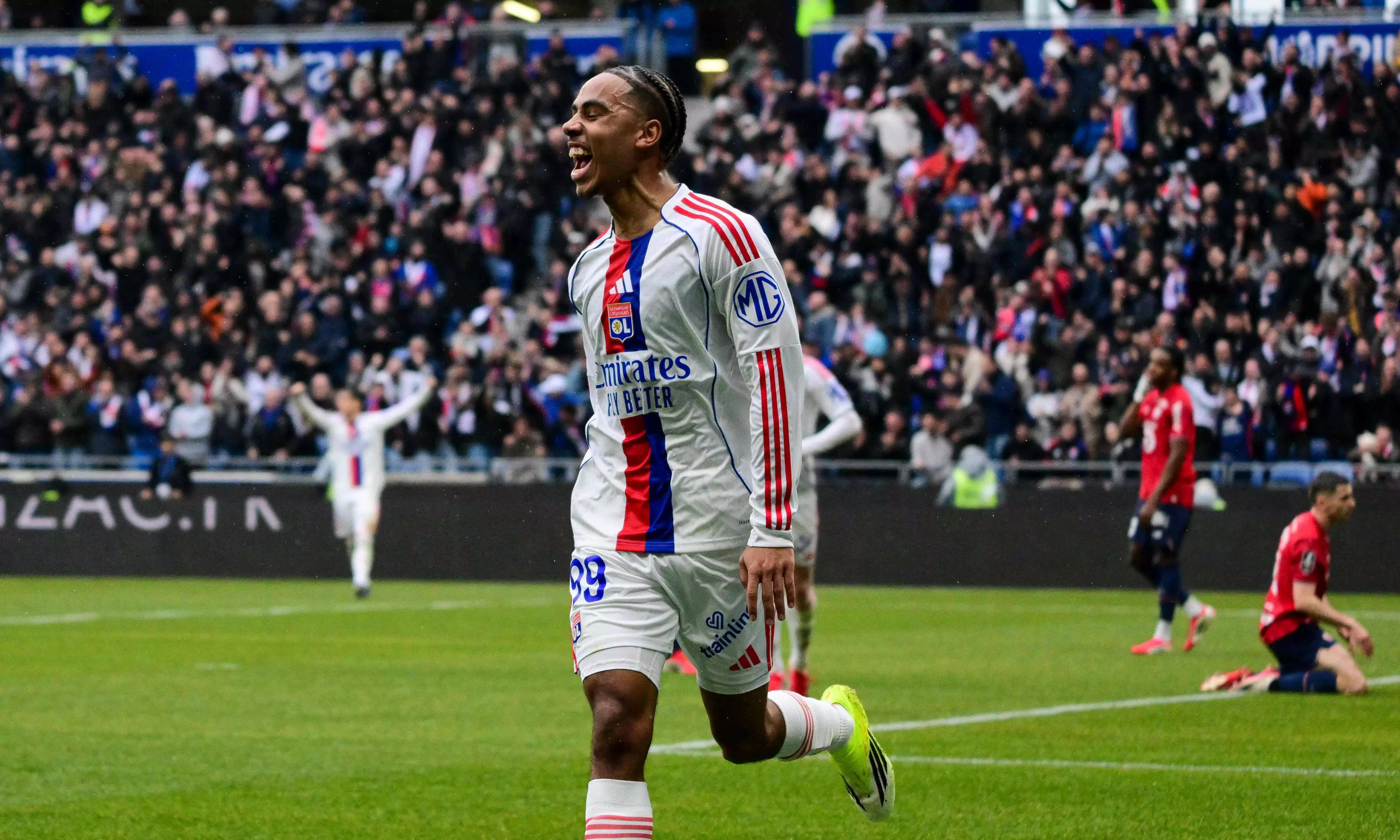 Ligue 1: Paris Saint-germain Reclaims Top Spot, Nartey Scores For Lyon on Debut Ligue 1: Paris Saint-germain Reclaims Top Spot, Nartey Scores For Lyon on Debut