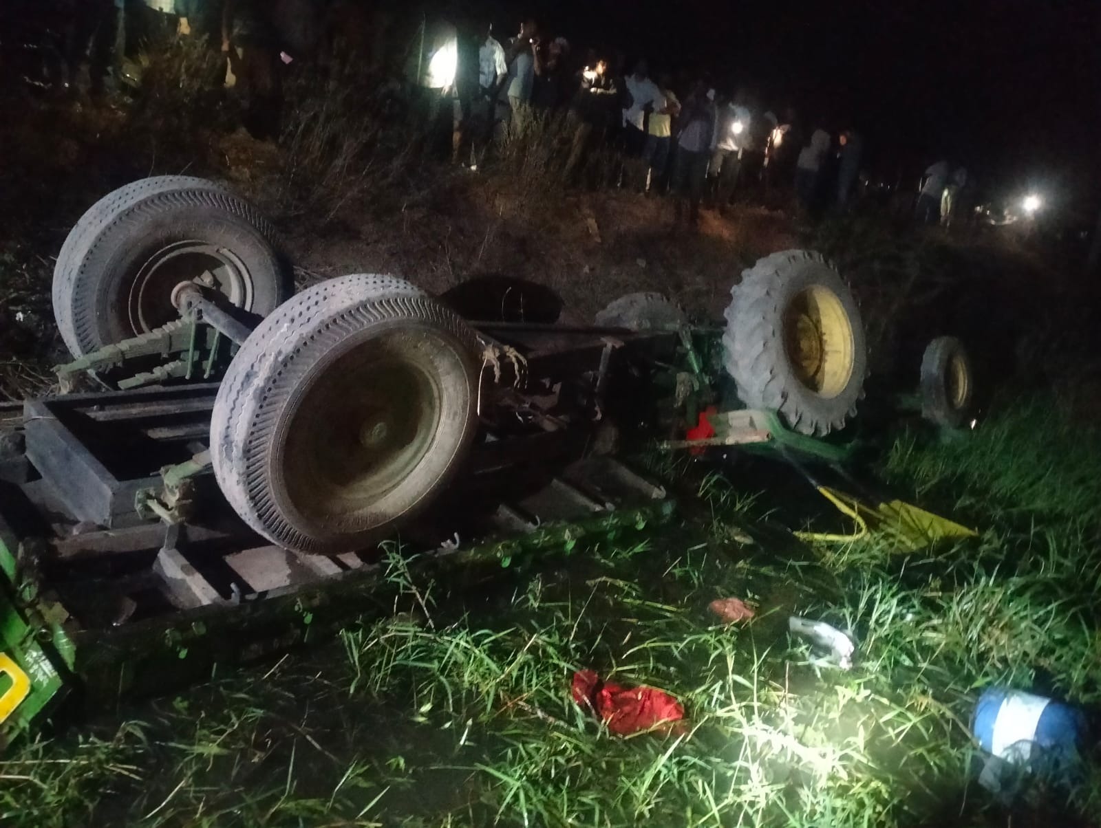 Jagtial: Four Farm Workers Killed as Tractor Overturns After Turmeric ...
