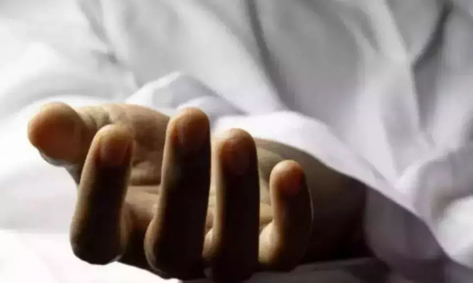 AP: Seven Persons Of Two Families Die In Suicide Pacts AP: Seven Persons Of Two Families Die In Suicide Pacts