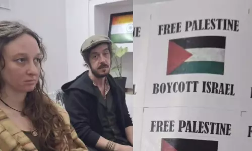 Rajasthan Police Issue Leave India Notice to Two UK Tourists Over Pro-Palestine Posters
