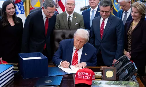 Trump Signs Bill to End Partial Government Shutdown Trump Signs Bill to End Partial Government Shutdown