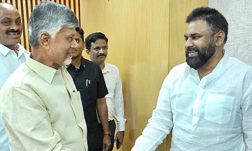 Andhra Pradesh: CM, Pawan Review Political, Organisational Issues