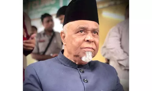 Thousands Bid Farewell to Quadri