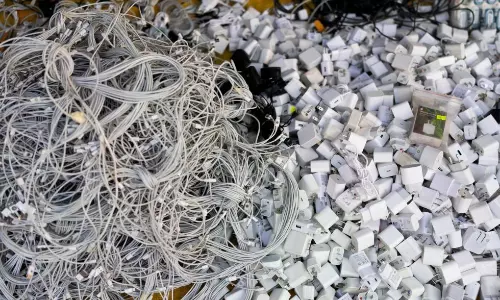 Malaysia Bans E-Waste Imports, Pledges Crackdown on Illegal Dumping