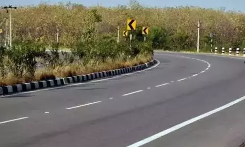 Rajiv Rahadari Land Notices Despite HC Status Quo