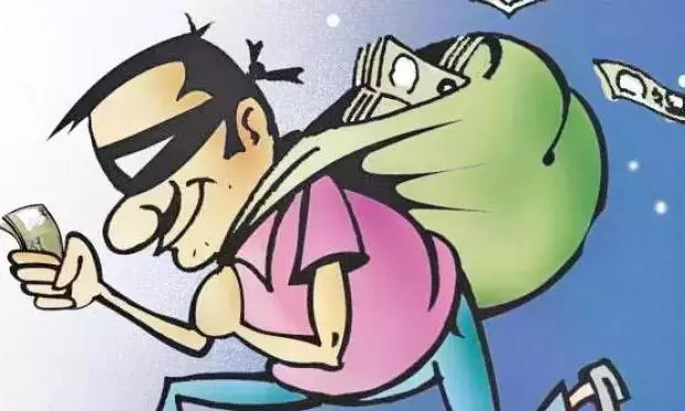 Hyderabad: Begum Bazar Businessman Attacked, Robbed of Rs 9.5 Lakh Hyderabad: Begum Bazar Businessman Attacked, Robbed of Rs 9.5 Lakh
