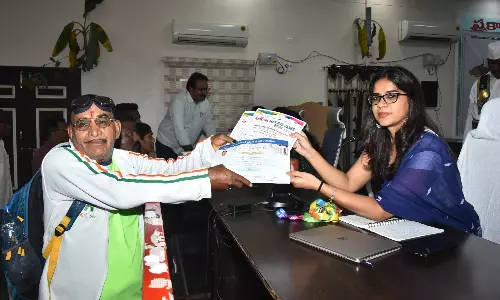 72-Year-Old Athlete From Prakasam Felicitated For Sporting Achievements 72-Year-Old Athlete From Prakasam Felicitated For Sporting Achievements