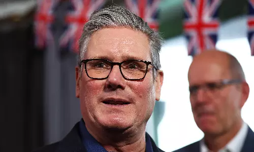 Starmer Commits to Staying as UK Prime Minister Despite Epstein Controversy