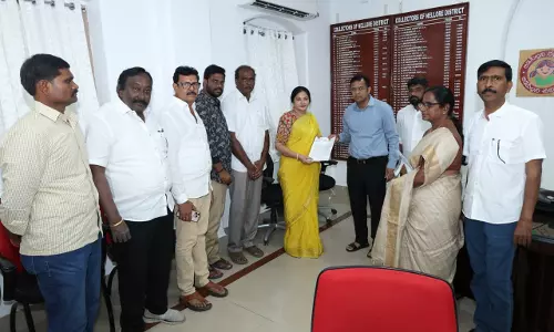 MLA Vemireddy Urges Early Opening of Paddy Purchase Centres in Nellore District