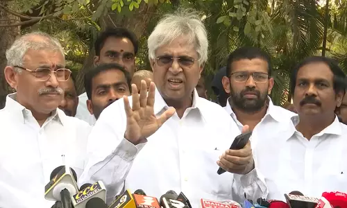 Ambati Arrest Will Politically Benefit YSRC: Aruna Kumar Ambati Arrest Will Politically Benefit YSRC: Aruna Kumar