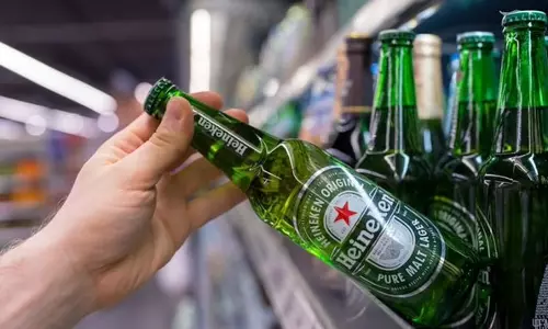 Struggling brewer Heineken to cut up to 6,000 jobs