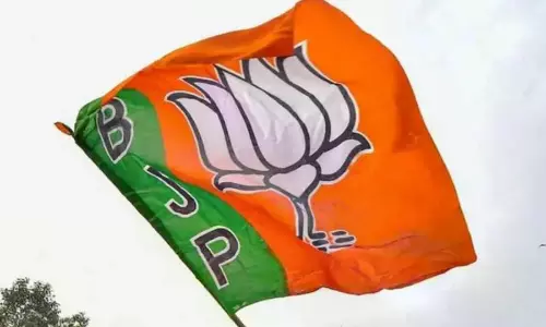 Telangana Civic Polls: BJP Struggles in Urban Strongholds; Congress, BRS Retain Edge