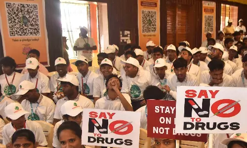 297 Students Join Anti-drug Workshop