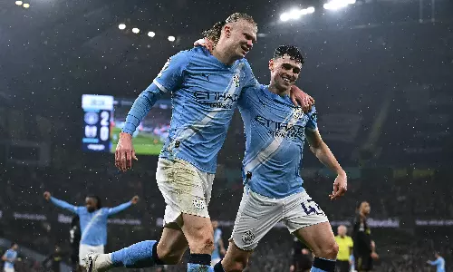 Premier League: Manchester City Close in on Arsenal With Fulham Cruise