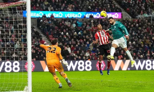 Slot Hails Unbelievable Salah After Matching Liverpool Assist Record