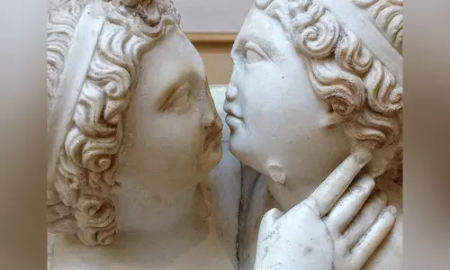 Kiss Day Decoded : Art, Love, and a Little Lip-Lock Science
