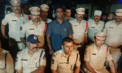 Police Seize 37 Two-Wheelers in Cordon Operations