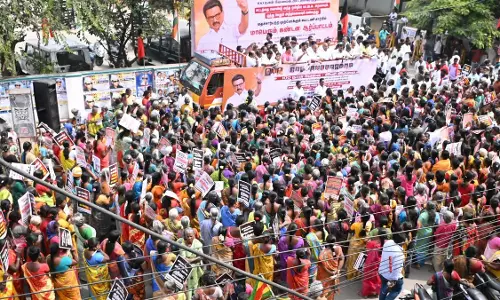 DMK Protests Against BJP In 1500 Spots DMK Protests Against BJP In 1500 Spots