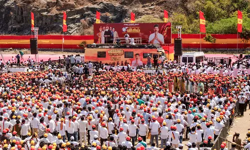 Man Collapses, Dies at TVK Rally in Salem