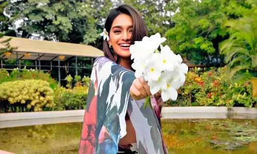 Who Needs Valentine’s Day? Try a ‘Hobbiday’ Who Needs Valentine’s Day? Try a ‘Hobbiday’