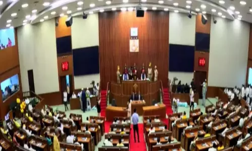 Council Pandemonium During Discussion on Governor’s Address