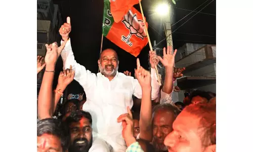 Saffron Surge in Karimnagar, Cong Scores in Ramagundam