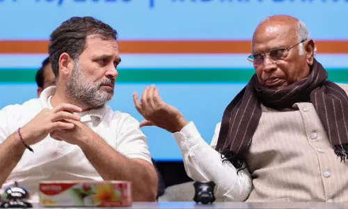 Kharge, Rahul Hail Congress Win in Telangana Civic Polls