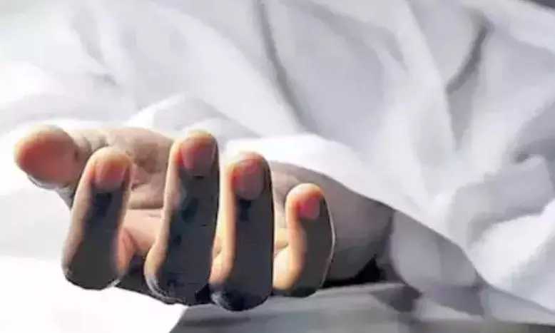 Relatives Protest With Body of Worker Who Died in Dubai Relatives Protest With Body of Worker Who Died in Dubai