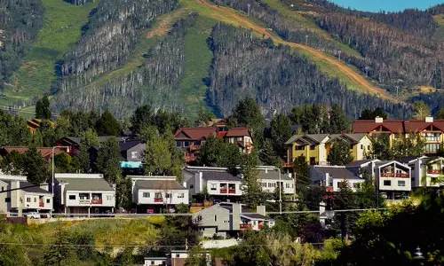 Tennessee Father, Son, Relatives Killed in Colorado Plane Crash Near Steamboat Springs