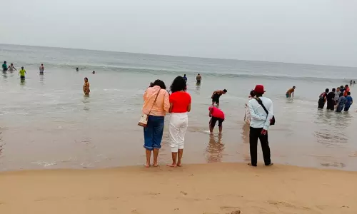 Lifeguards Rescue Five Tourists From Drowning Off Puri Coast; Repeat Warnings On Beach Safety