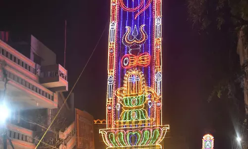 Maha Shivaratri: Srikalahasti Temple Sees Massive Rush