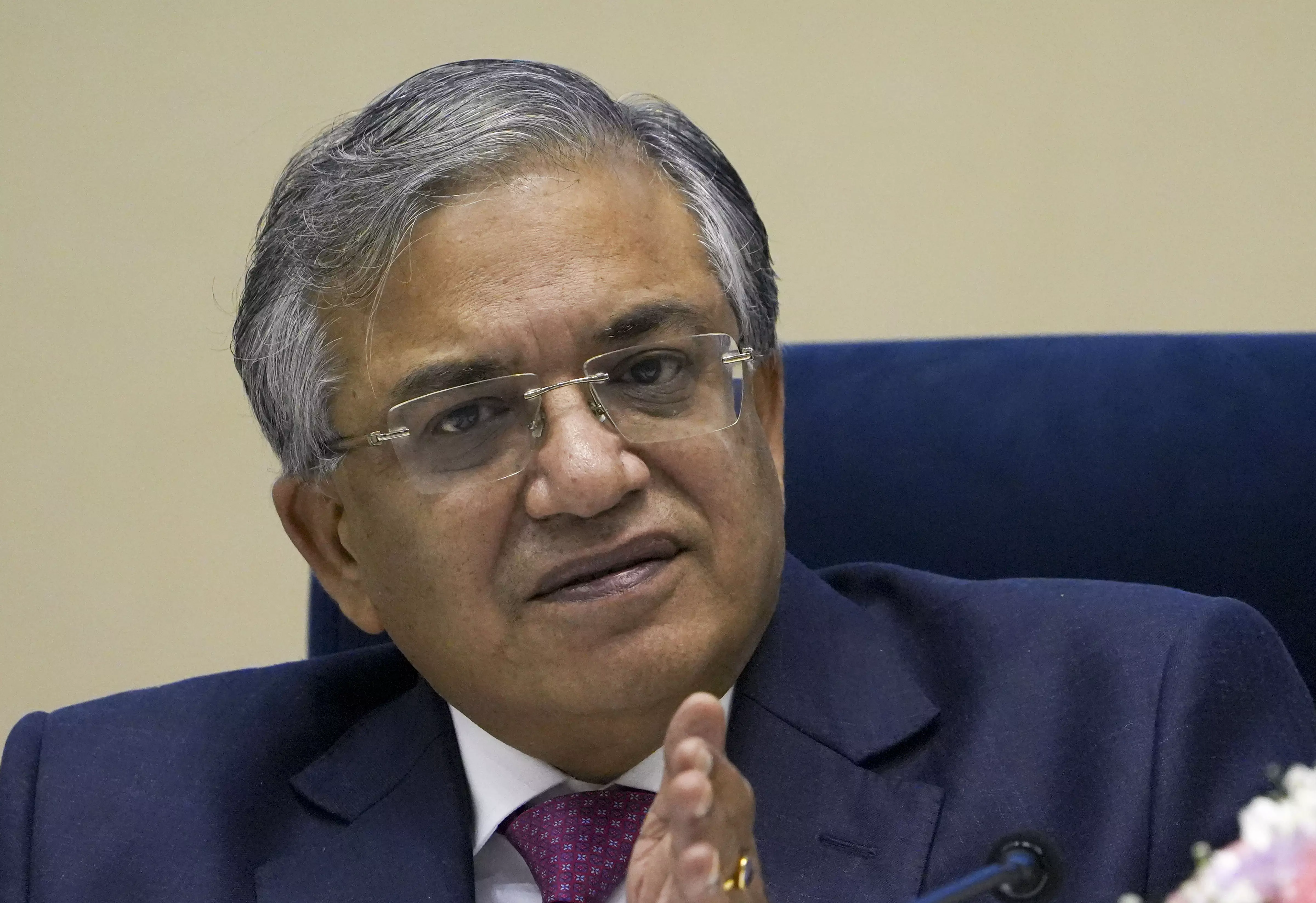 EC Suspends 7 WB Officials, Orders Disciplinary Proceedings Against Them EC Suspends 7 WB Officials, Orders Disciplinary Proceedings Against Them