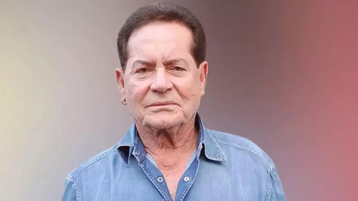 Salim Khan Admitted to Lilavati Hospital in Mumbai, Salman Khan Visits Salim Khan Admitted to Lilavati Hospital in Mumbai, Salman Khan Visits