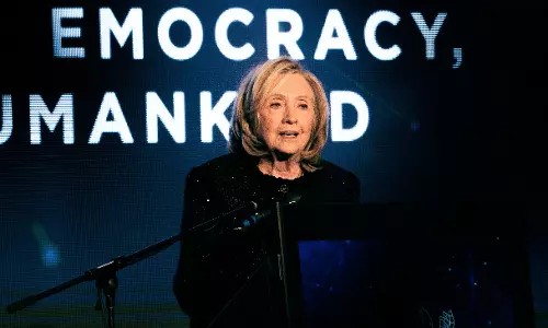 Hillary Clinton Slams Epstein Cover-Up, Calls for Public Testimony