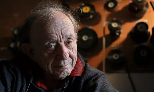 Frederick Wiseman, Documentarian of Americas Institutions, Dead at 96
