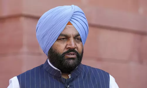 Aujla Urges Officials to Upgrade Air India Long-Haul Fleet for Travelers