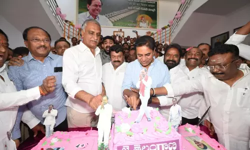 Harish Rao Slams BJP-Cong Nexus Harish Rao Slams BJP-Cong Nexus