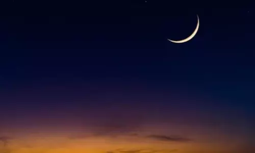 Moon Sighted in Gulf, Hyderabad Awaits