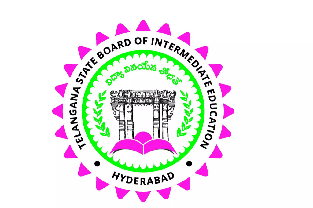 ABVP Protest Over Inter Corridor Tickets