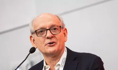 AI Arms Race Risks Human Extinction, Warns Top Researcher