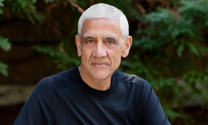 AI Tutors , Doctors And Farm Experts For All : Vinod Khosla Suggests Aadhaar - linked AI Public Services