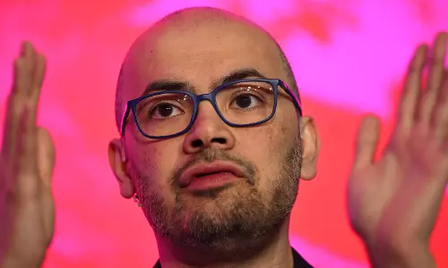 Google DeepMind CEO Warns of AI Risks, Calls for Global Cooperation Google DeepMind CEO Warns of AI Risks, Calls for Global Cooperation