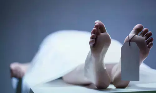 Man Dies After Coming Under Train In Nalgonda Man Dies After Coming Under Train In Nalgonda