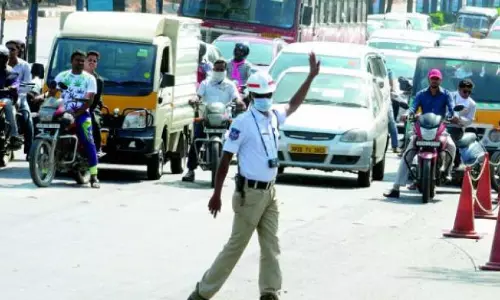 Traffic Curbs at Tilaknagar for 2 Days After Sewage Leak