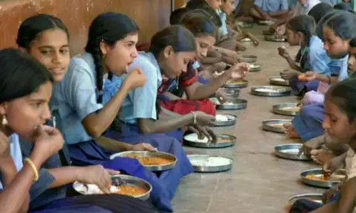AP Signs Pact With IIC To Digitally Strengthen Dokka Seethamma Midday Meal Scheme