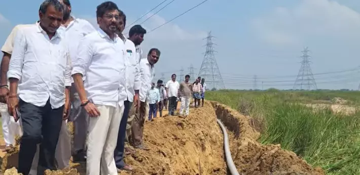 Pipeline Works Underway to Save 400 Acres in Manubolu Pipeline Works Underway to Save 400 Acres in Manubolu