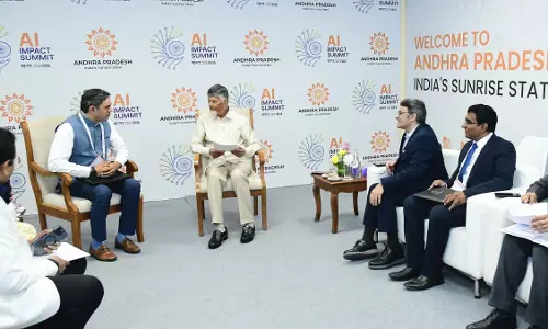 CM Signs 7 Pacts At AI Summit In Delhi
