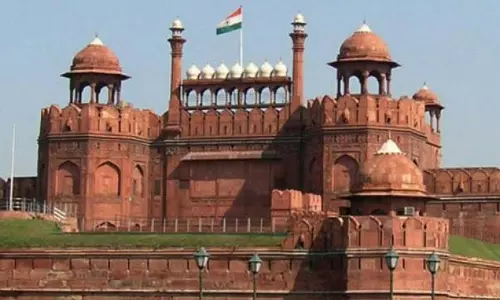 Intel Alert Flags LeT Threat to Delhi Religious Sites, Red Fort Area