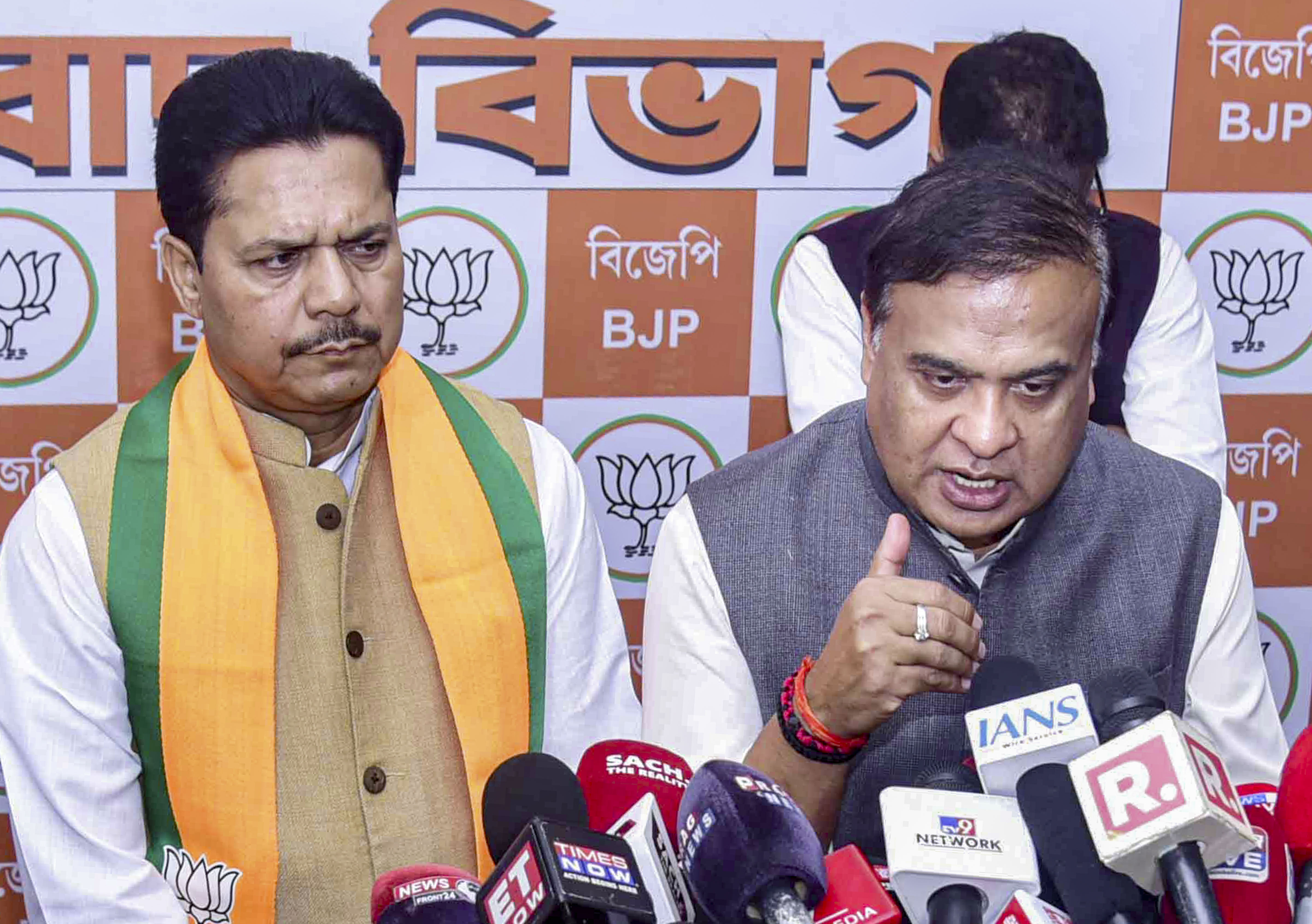 Former Assam Congress Chief Bhupen Borah Joins BJP; Himanta Welcomes Him